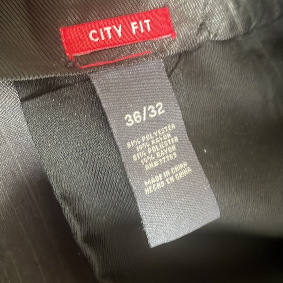 Mens Perry Ellis grey pinstriped dress pants flat front no cuff - Picture 4 of 6